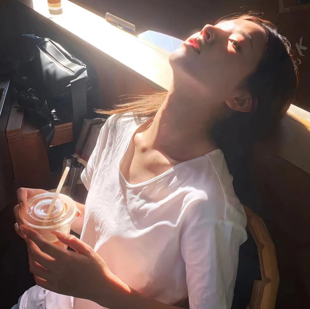 科特·柯本:烦恼的蒙太奇